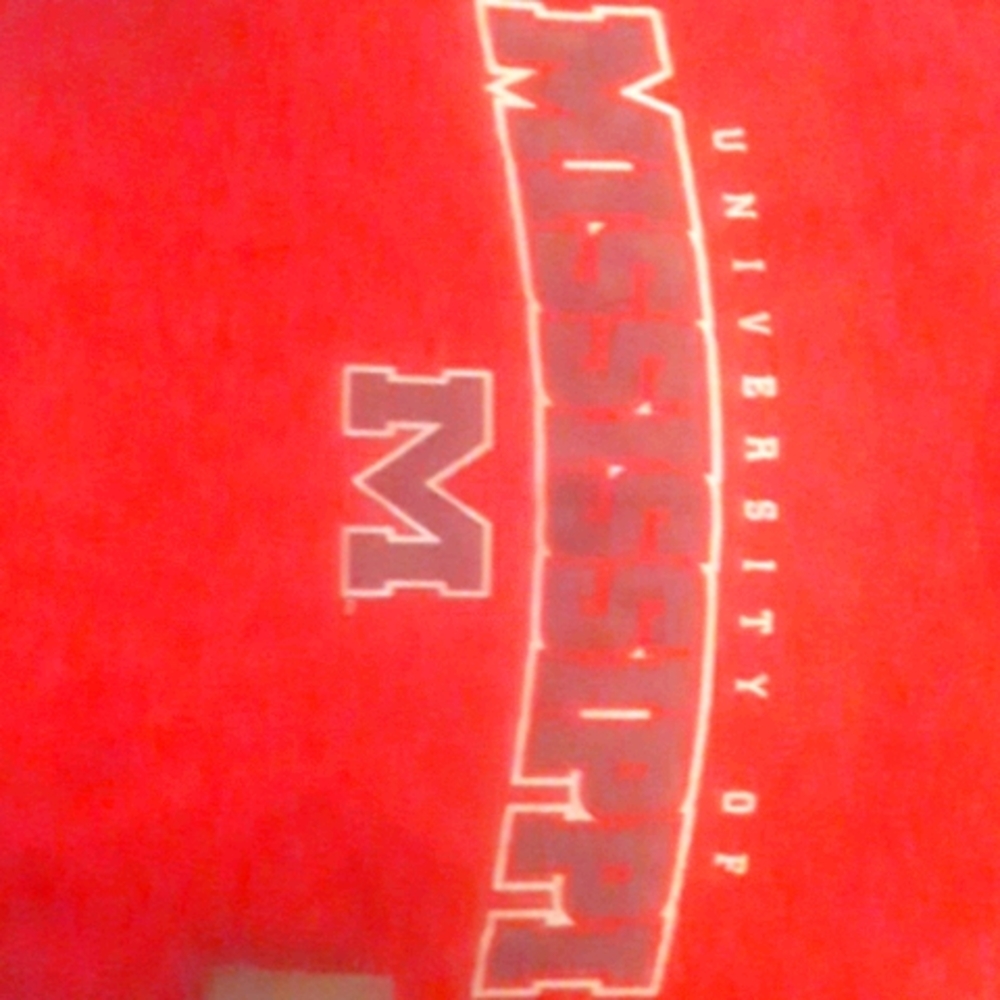 Mississippi university Tshirt (Champion)